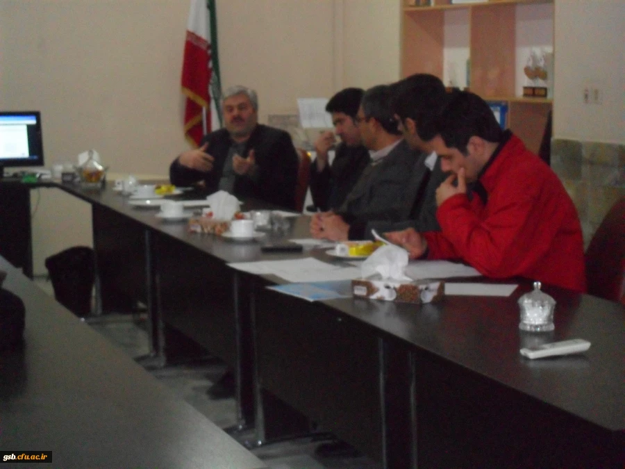 چهارمین  جلسه ی همایش تربیت سیاسی و اجتماعی (کمیته اجرایی)