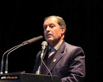 حضور اساتید و دانشجویان دانشگاه فرهنگیان خراسان شمالی در همایش ملی مدارس هوشمند و تعلیم و تربیت