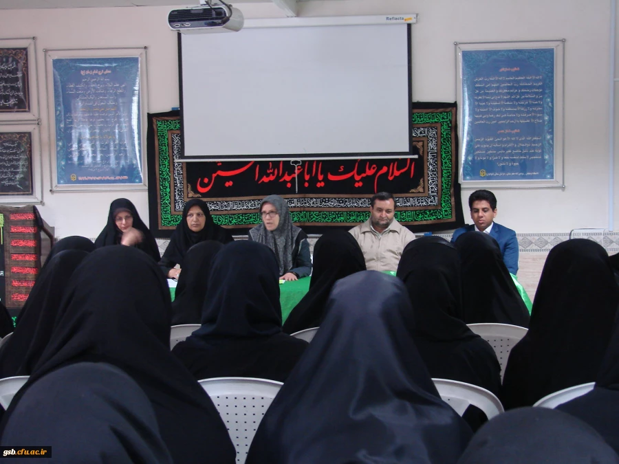 جلسه توجیهی دانشجویان جدیدالورود با حضور مسئولان دانشگاه