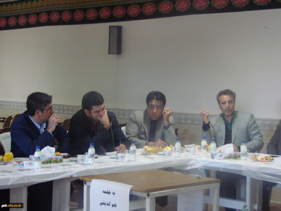 جلسه هم اندیشی استادان کارورزی و مدیران مدارس