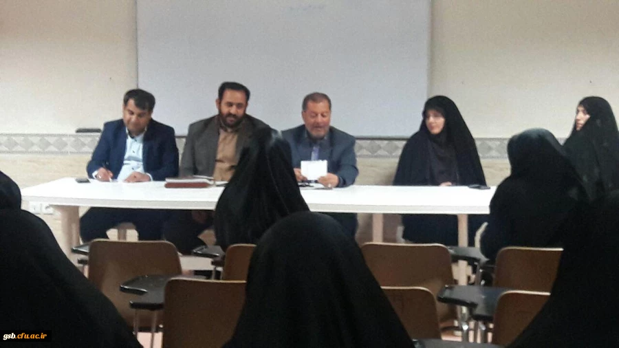 نشست پرسش و پاسخ