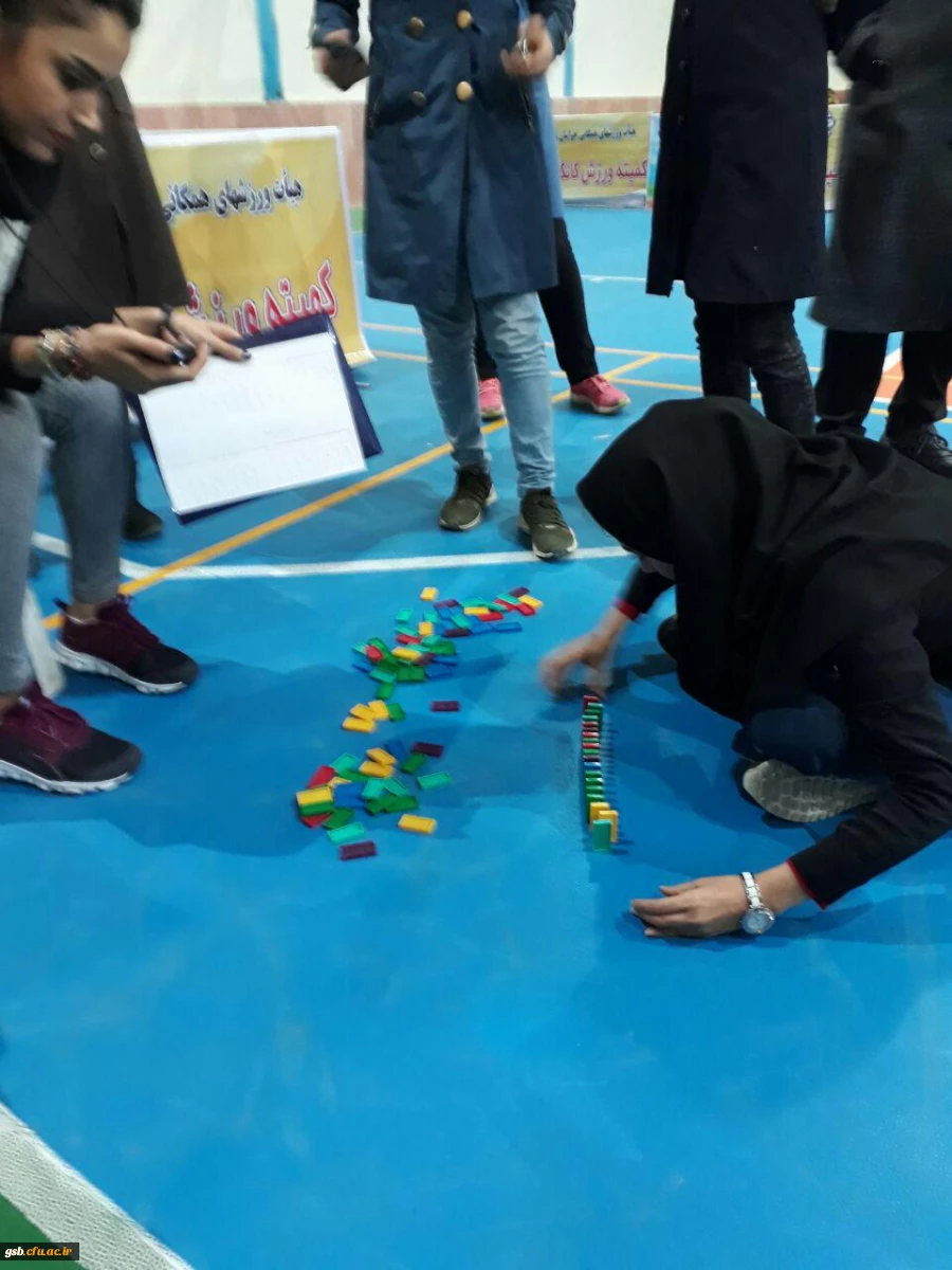 برگزاری جشنواره ورزش های همگانی با همکاری هیئت ورزش های همگانی استان با عنوان شبی شاد در دانشگاه