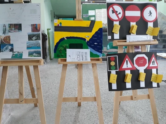 نمایشگاه عکس و خلاقیت کارورزی دانشجویان پردیس امام جعفر صادق(ع)