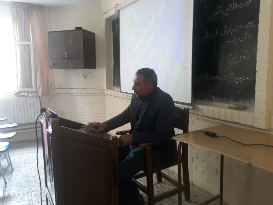 برگزاری کارگاه نقش آموزه های دینی ، فرهنگ و معنویت در ارتقا سلامت روان مدرس جناب آقای دکتر تفریحی