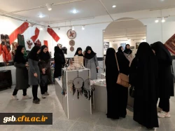 شرکت دانشجو معلمان در روز دوشنبه ساعت 10 الی 12 درنمایشگاه هنری