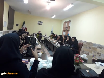 برگزاری  جلسه نقد کتاب در سالن کنفرانس پردیس