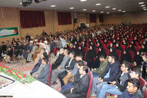 رییس ستاد اقامه نماز در دیدار با دانشجویان دانشگاه فرهنگیان خراسان شمالی 