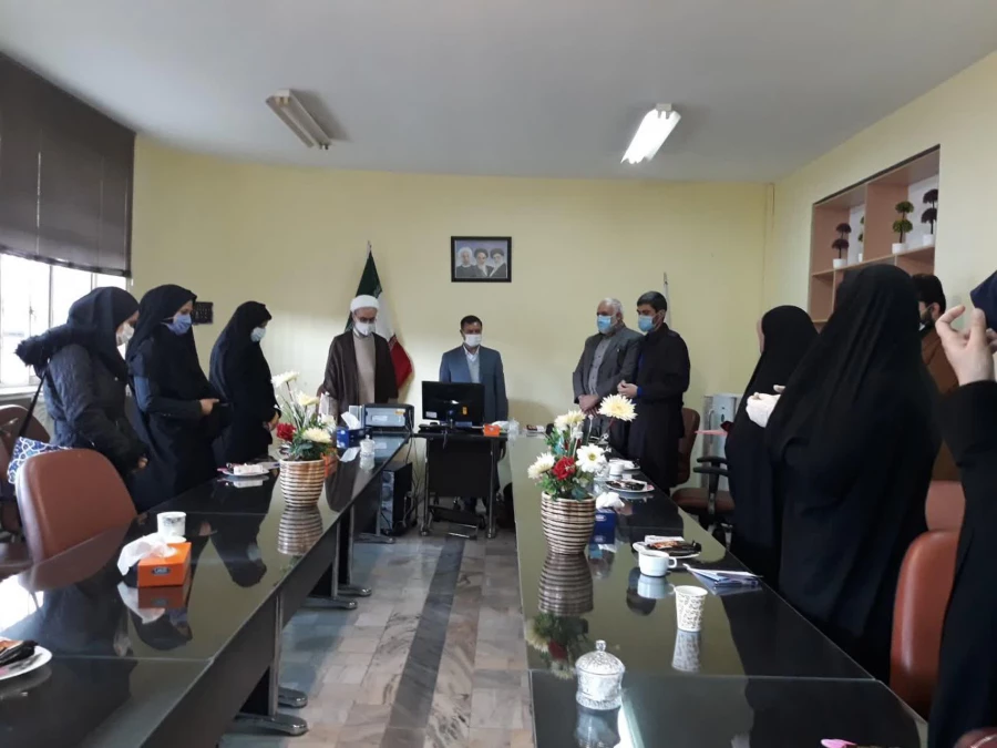 برگزاری مراسم تکریم از خانواده شهدا با حضور مسئولین دانشگاه فرهنگیان استان